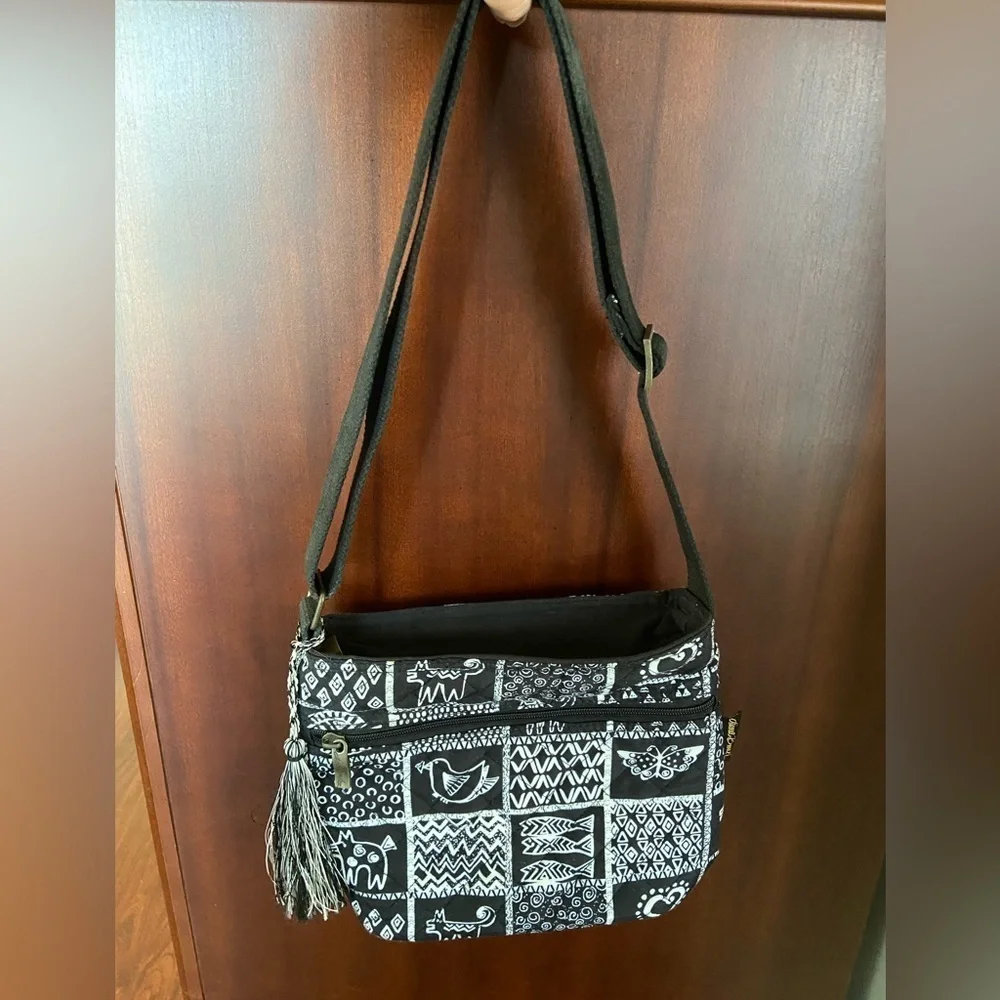 Laurel Burch Black and White Cats Animals Stamp Pattern Quilted Crossbody Purse